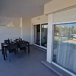 Apartamento De 2 Habitaciones Piscina Comunitaria