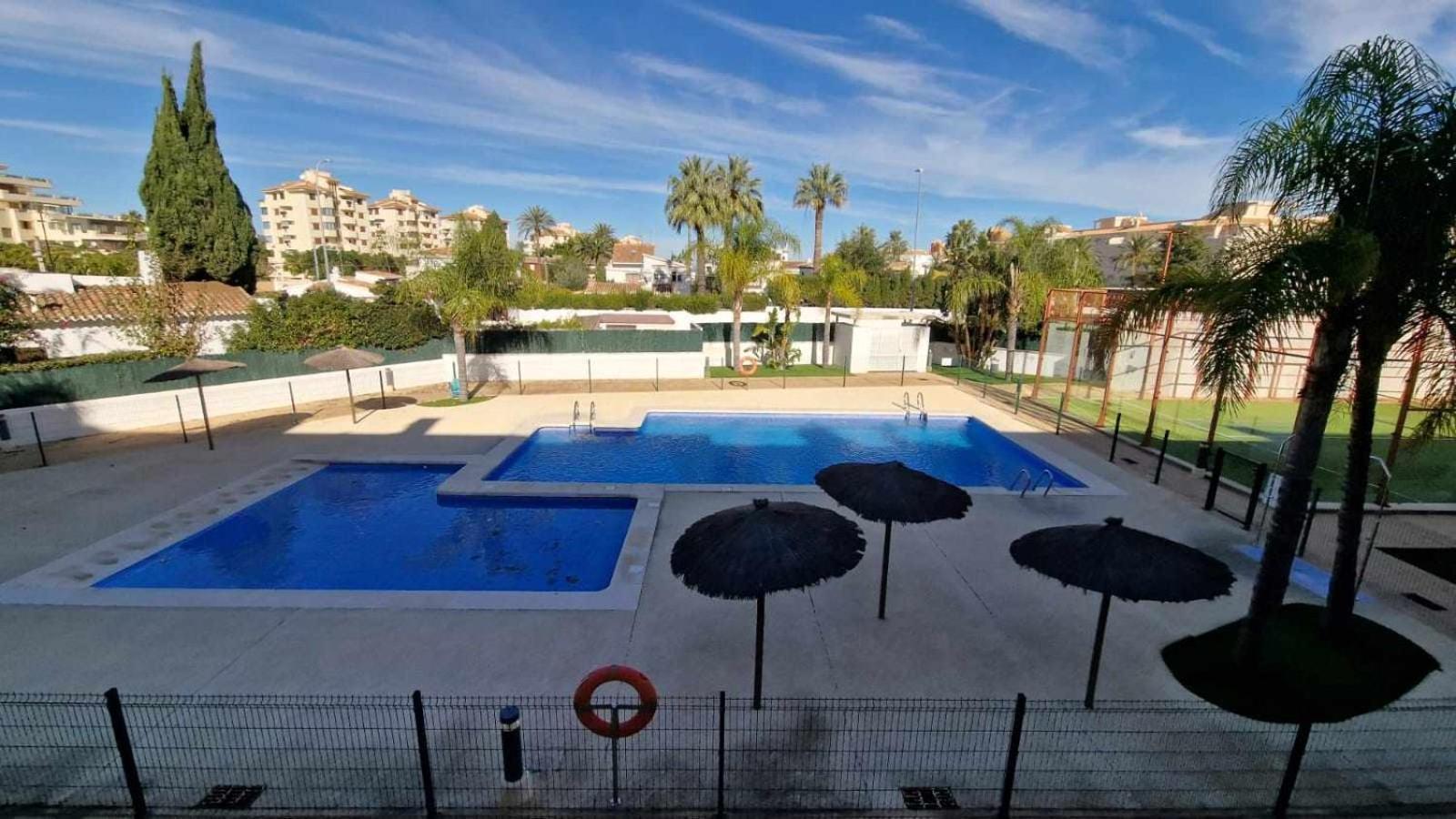 De 2 Piscina Comunitaria Appartement *